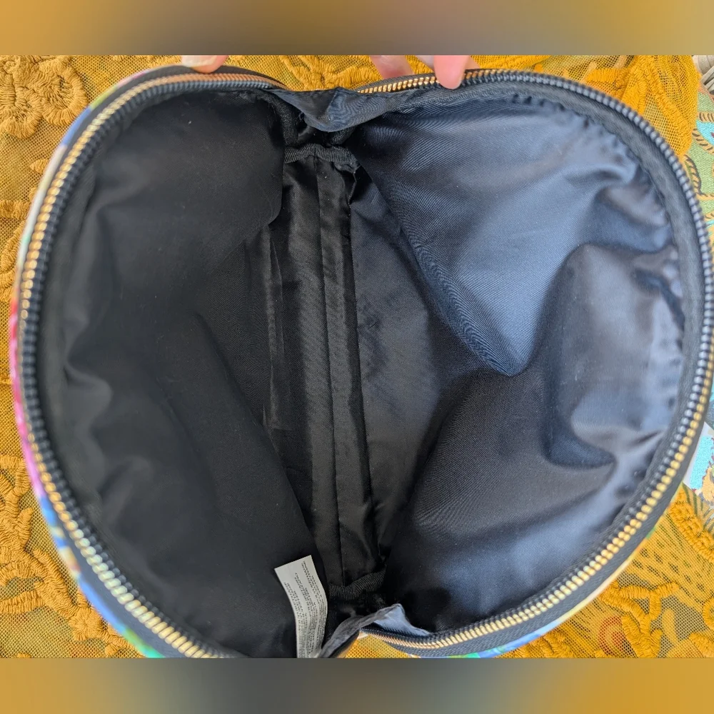 BETSEY JOHNSON New York Floral Zippered Make Up Bag NWOT